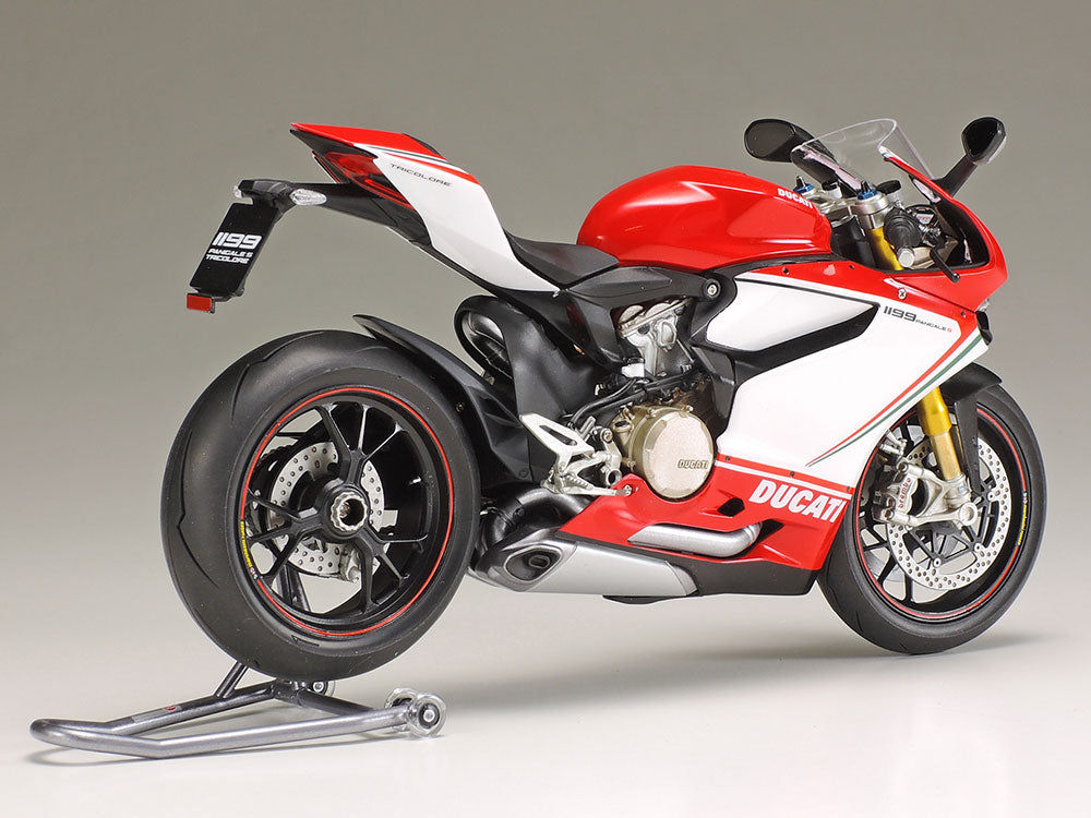 14132 Tamiya 1/12 1199 Panigale S Tricolore Model Kit