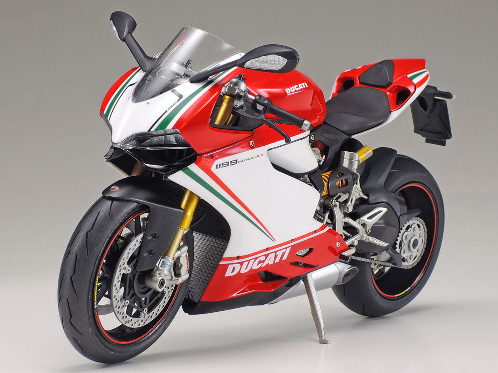 14132 Tamiya 1/12 1199 Panigale S Tricolore Model Kit