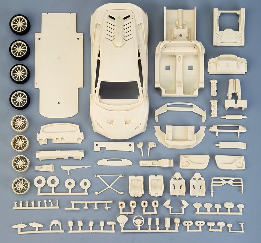 Alpha Model 1/24 - Lamborghini Huracan STO Multimedia Model Kit AM02-0026