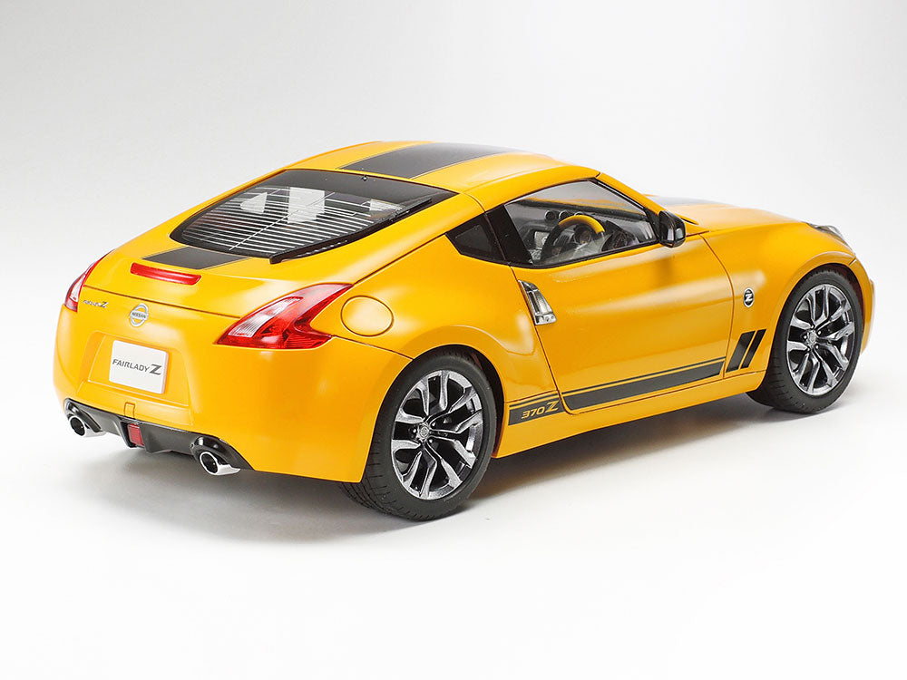 24348 Tamiya 1/24 Nissan 370Z Heritage Edition Model Kit